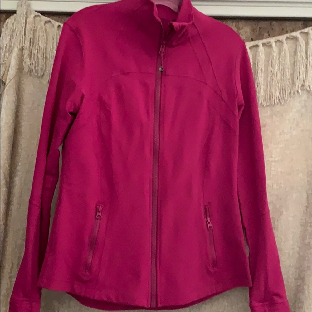 Lulu define jacket